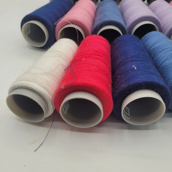 Lot Of 16 Toldi-Lock Gütermann Overlock Thread (5 New / 11 Opened / 1 SureLock)‎ - Picture 6 of 7